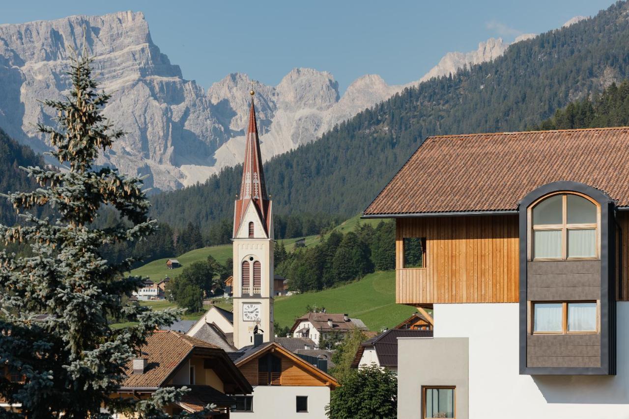 Berghotel Sanví San Martino in Badia Exterior foto